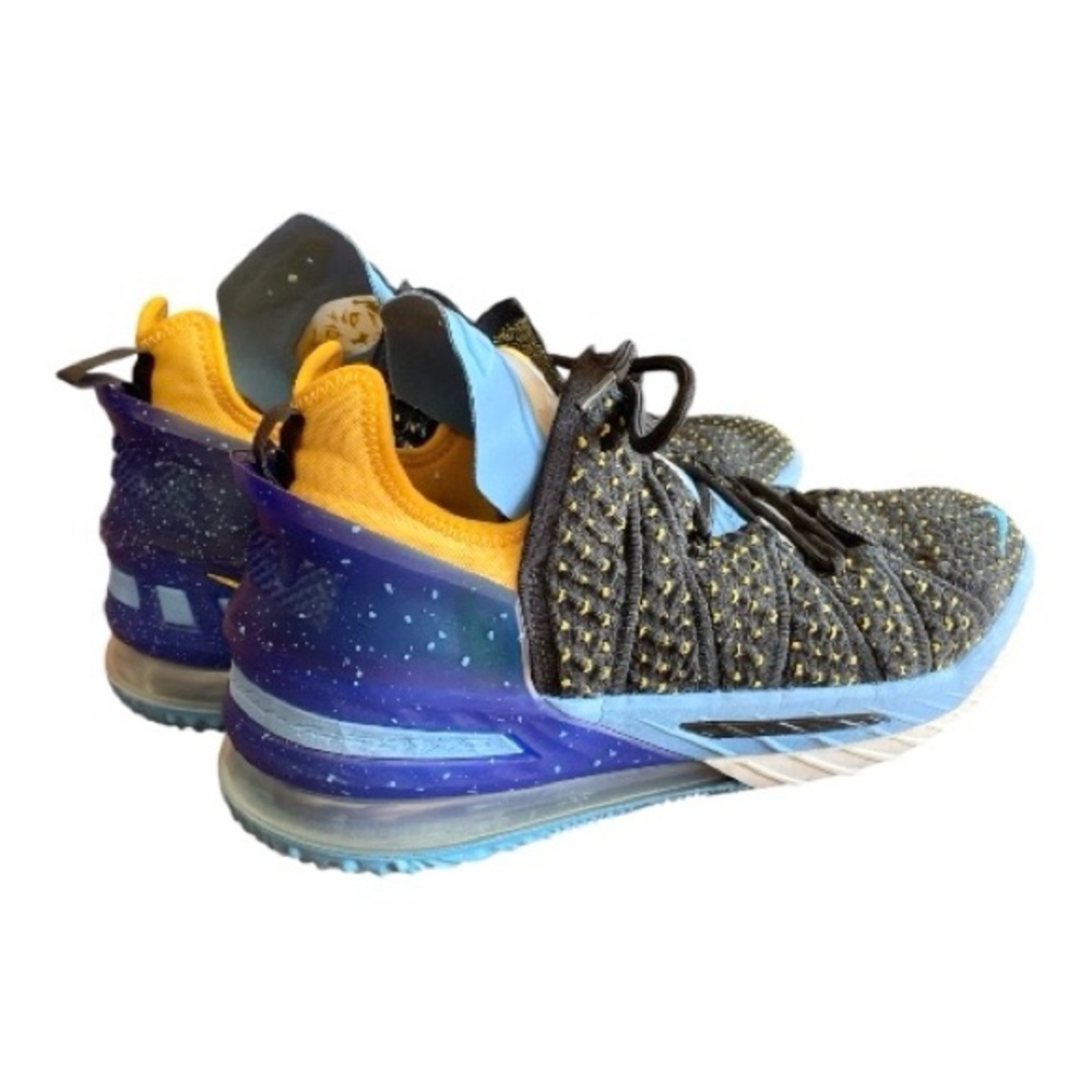 Nike LeBron 18 Lakers Heritage Sneakers - Picture 2 of 10